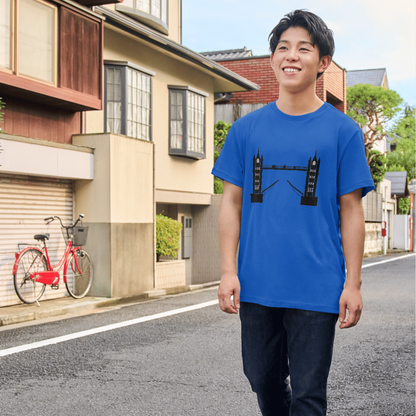 "London Bridge Majesty Tee – Iconic HTV Printed T-Shirt"